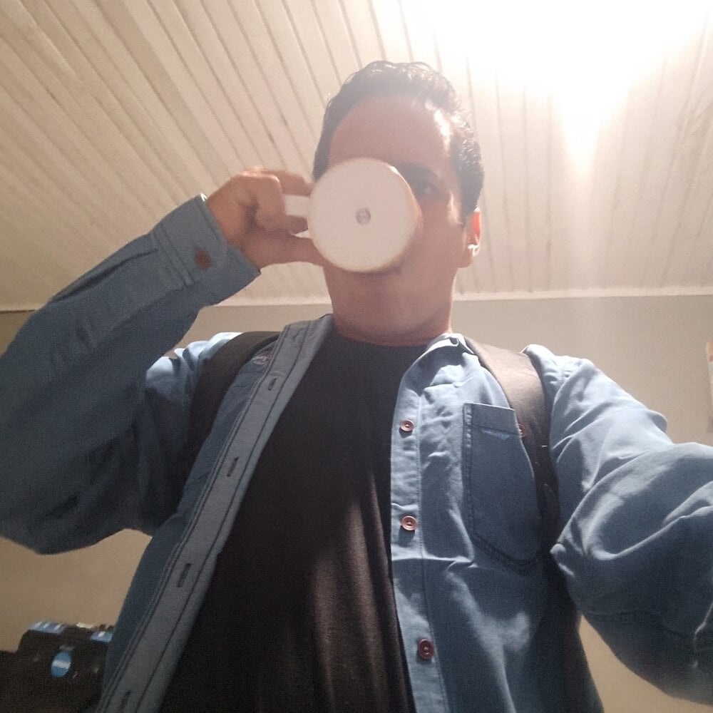 amateuranonimo from stripchat