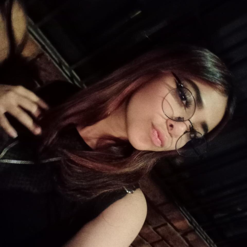 pornsexycams.com haily_cruz livesex profile in blond-hair cams