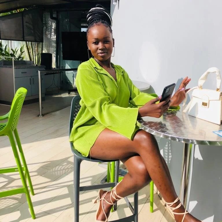 Live sex webcam photo for nastymooh #288696115