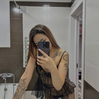 rae_black 🚲 nude cam