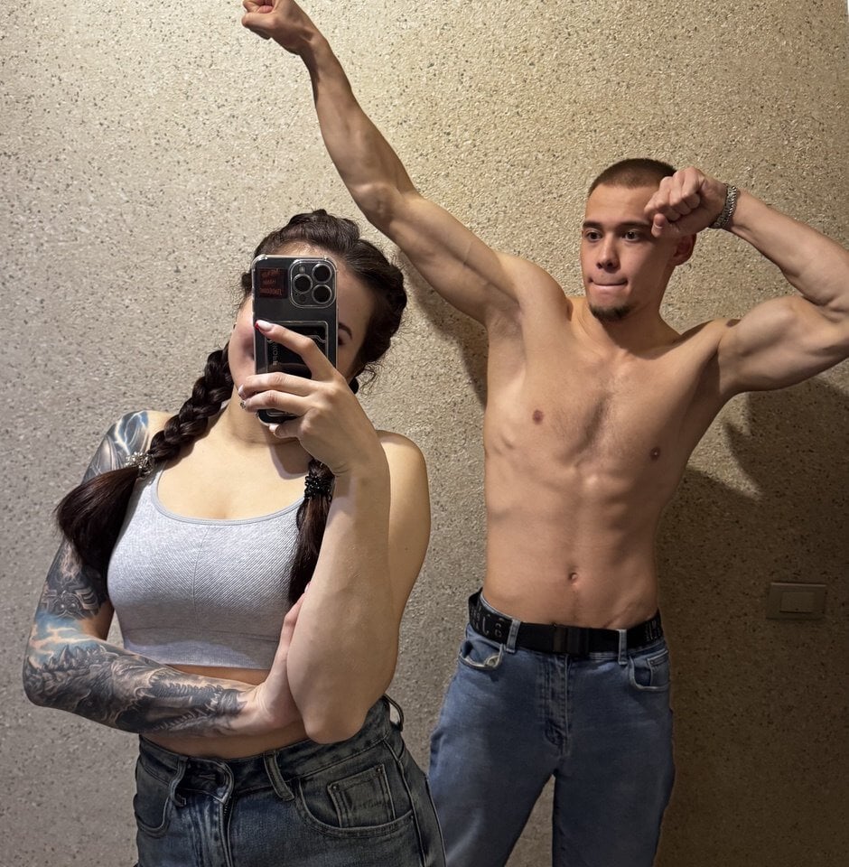 elizabeth_couple from stripchat