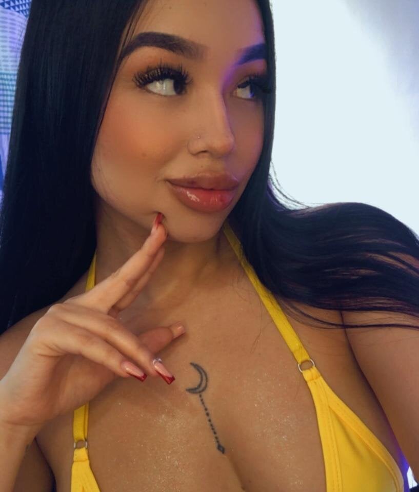 amateursex-livecam.com mia_7 livesex profile in spanish cams