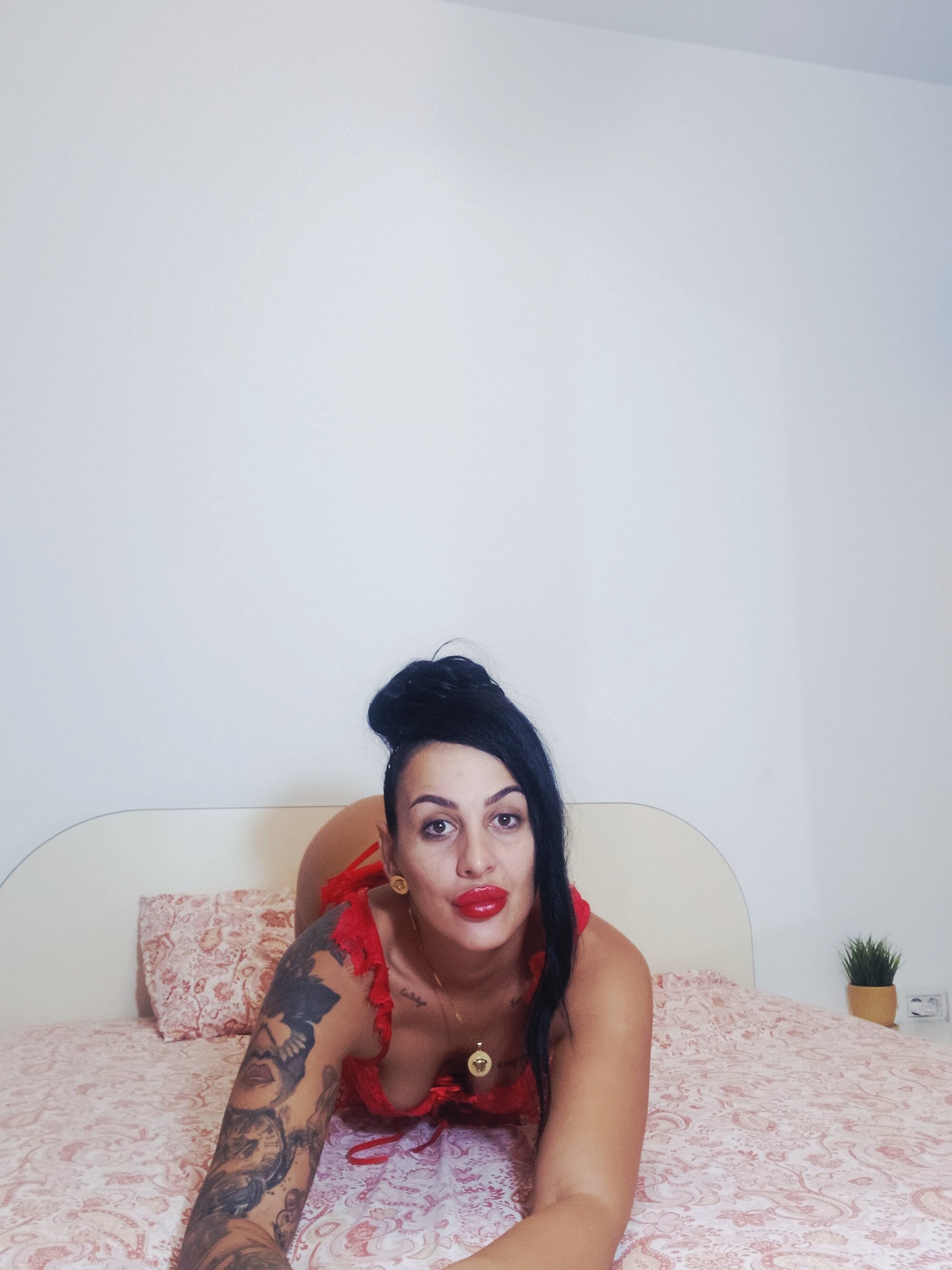 julia031087
