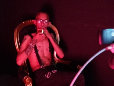 mare_mikexc from stripchat