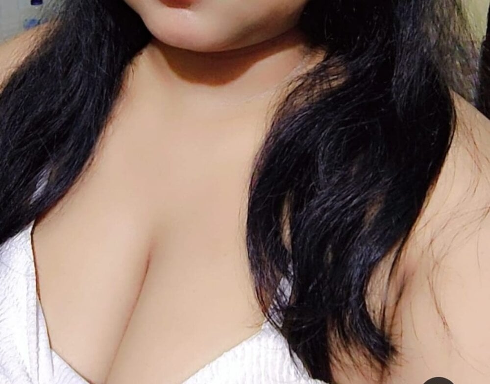Hott_Sayma profile