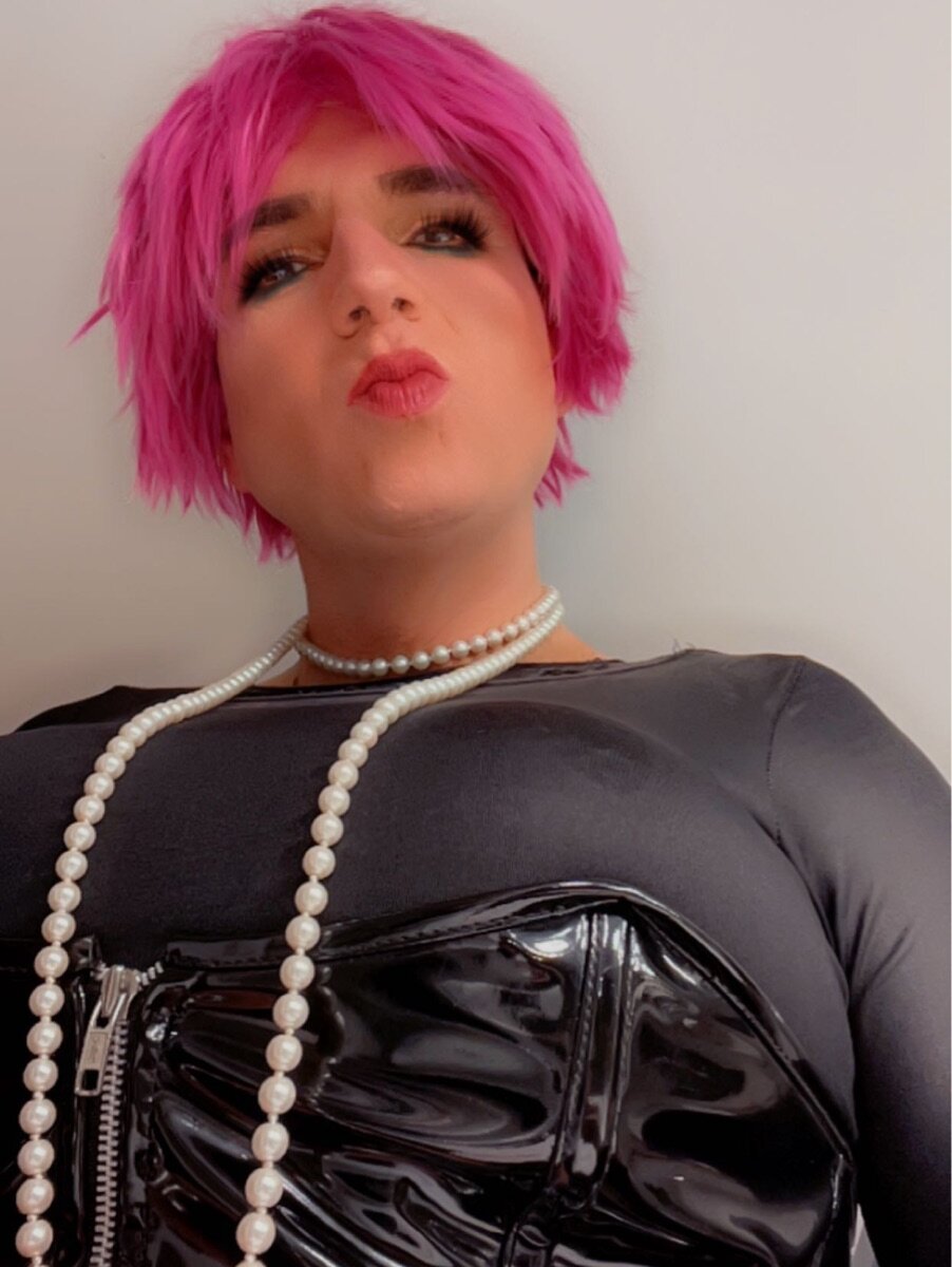 Live sex webcam photo for Vanessa1900 #290231418