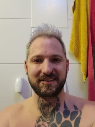 Gayfistbear841201 Avatar