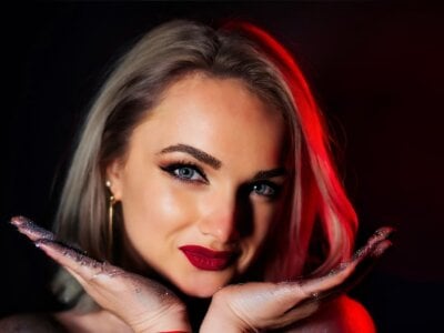 EllianaReese