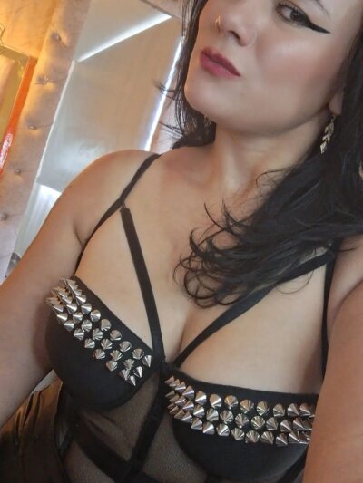 NovalyQueen_