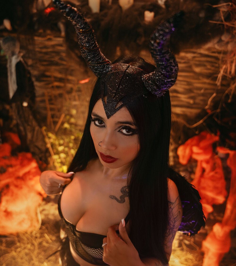 katia__sexx25 profile