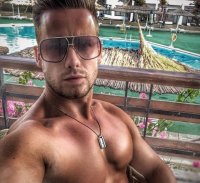 ryan-gooding offline chatrum