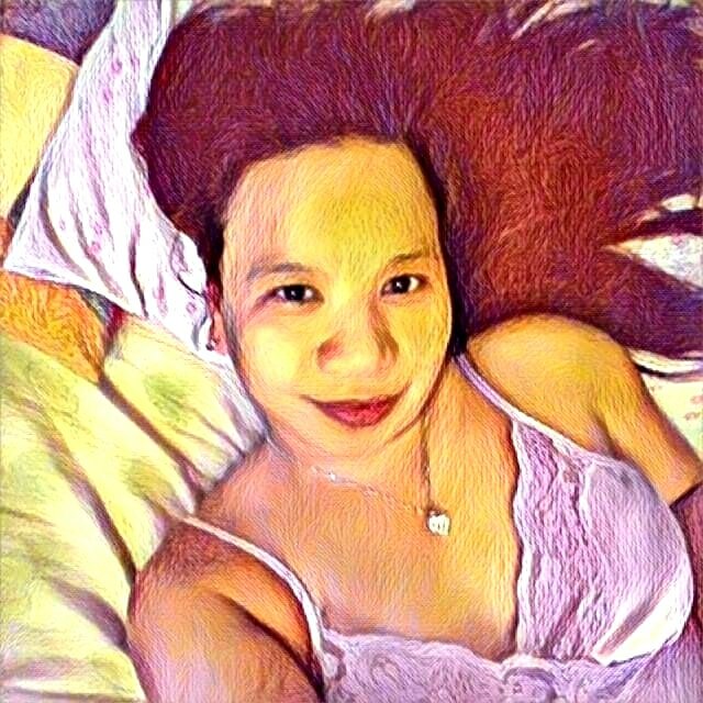 Busty_babe_pinay