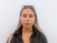 MonicaMora's Offline Chat Room