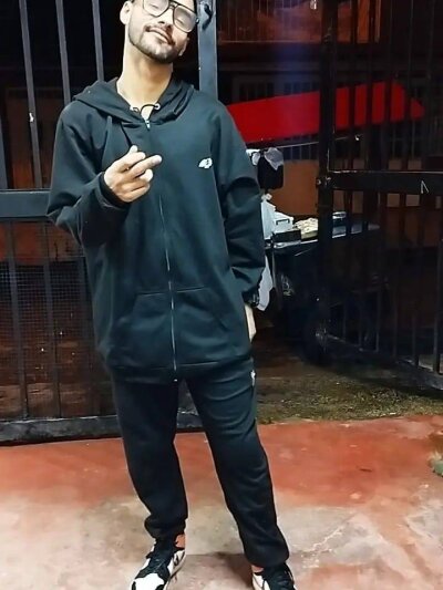 tommy_466 from stripchat