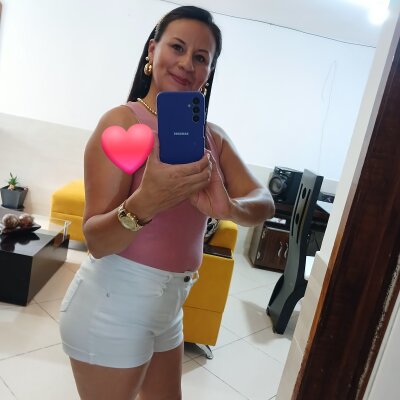 lunaa5 from stripchat