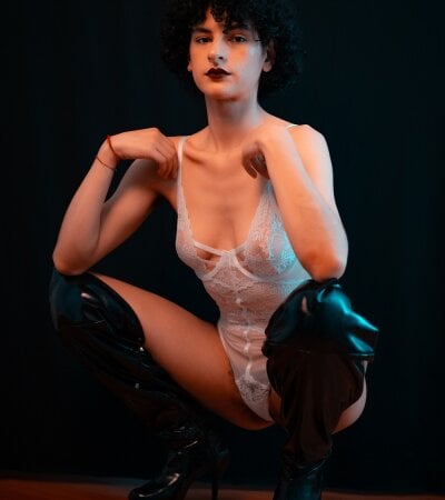 Roxxy_Ivanov_