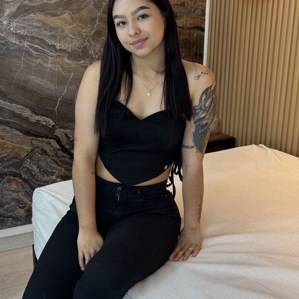 amber_hood profile