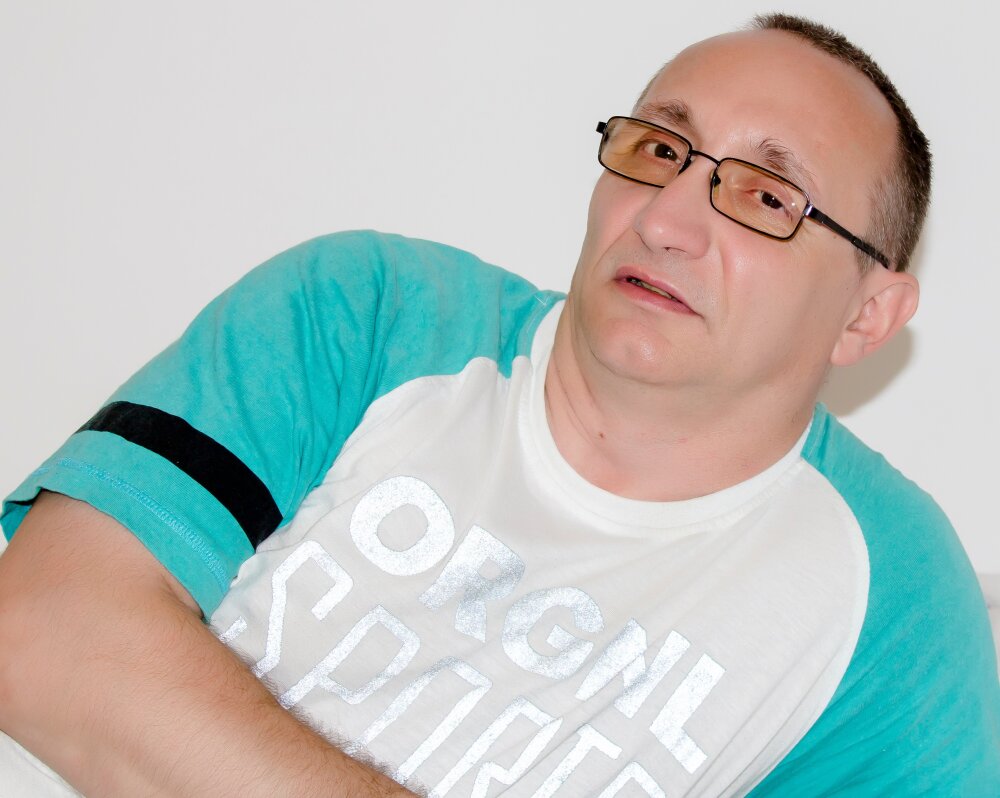 dymowicz's most recent online preview