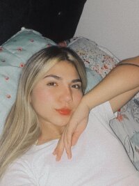 Milly_willss' Offline XXX Chat