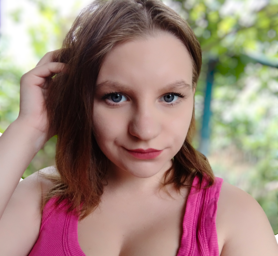 Christine_Eloise profile
