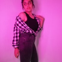 JULIE_ROBERT01's Offline XXX Chat