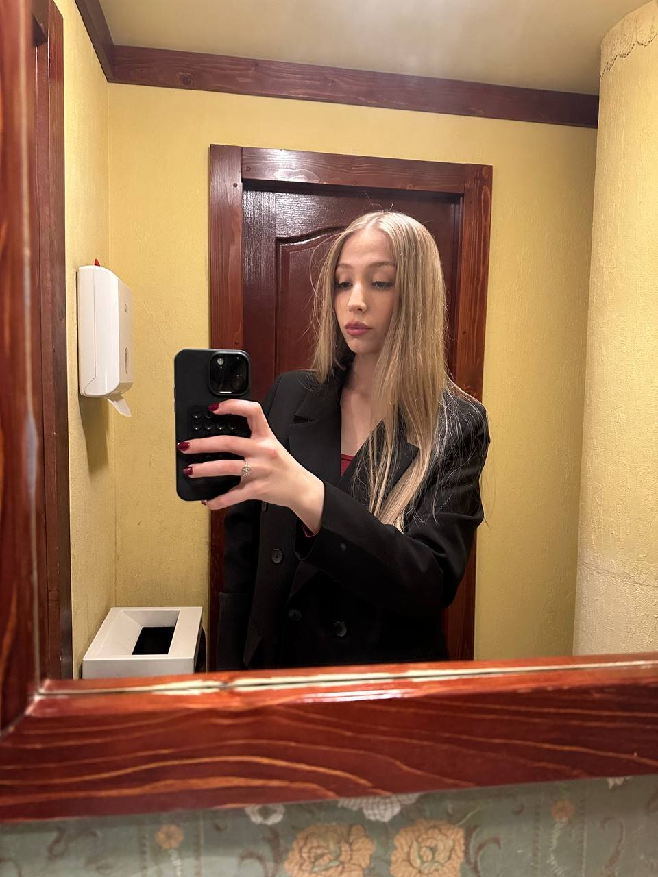 elizabeth_crispy