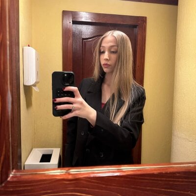 Elizabeth_crispy