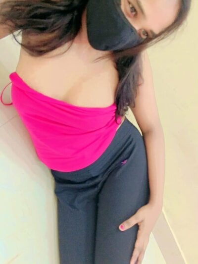 loveworldlove Live Cam on StripChat and RICams