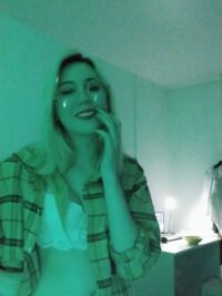 ro_annn's Offline XXX Chat