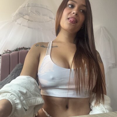 Thaliana_lx on StripChat