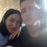Hannah-Edward's Offline Chat Room