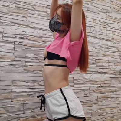 yori_na 🤴 live chat