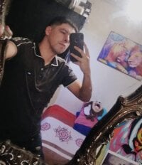 Junior_47's webcam live show