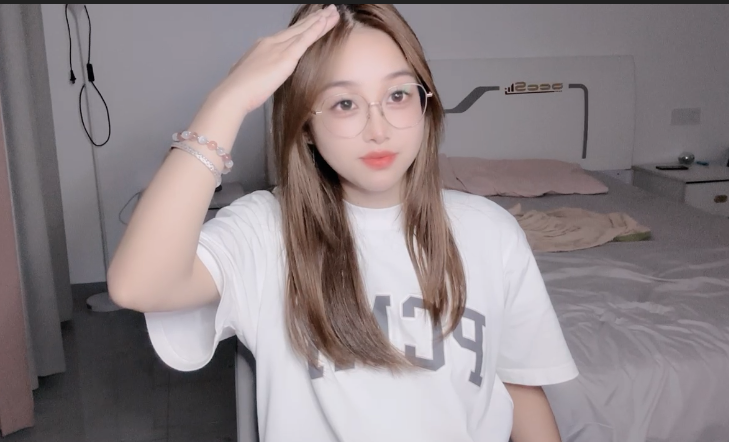 zhouyy99881