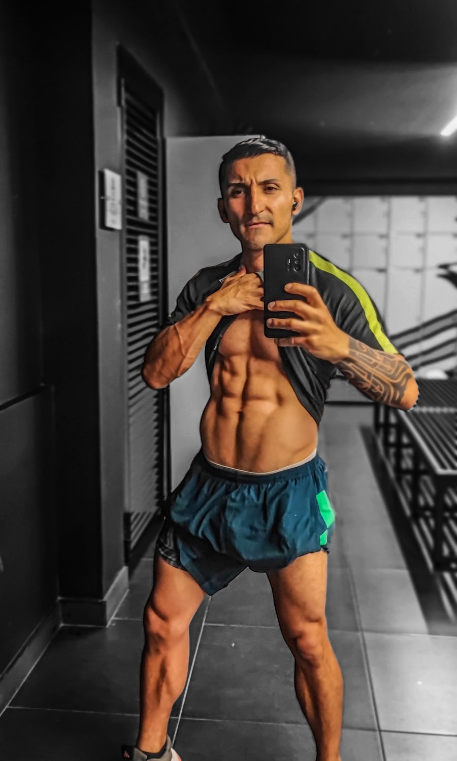 Marck_Muscle's Offline XXX Chat
