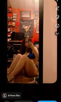Peachybabe710's Offline Chat Room