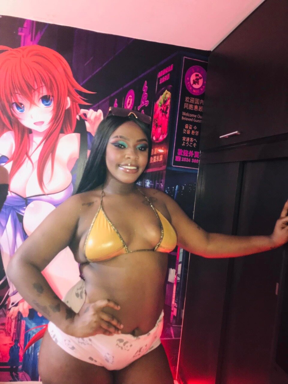 EBONY_CHAYNA777