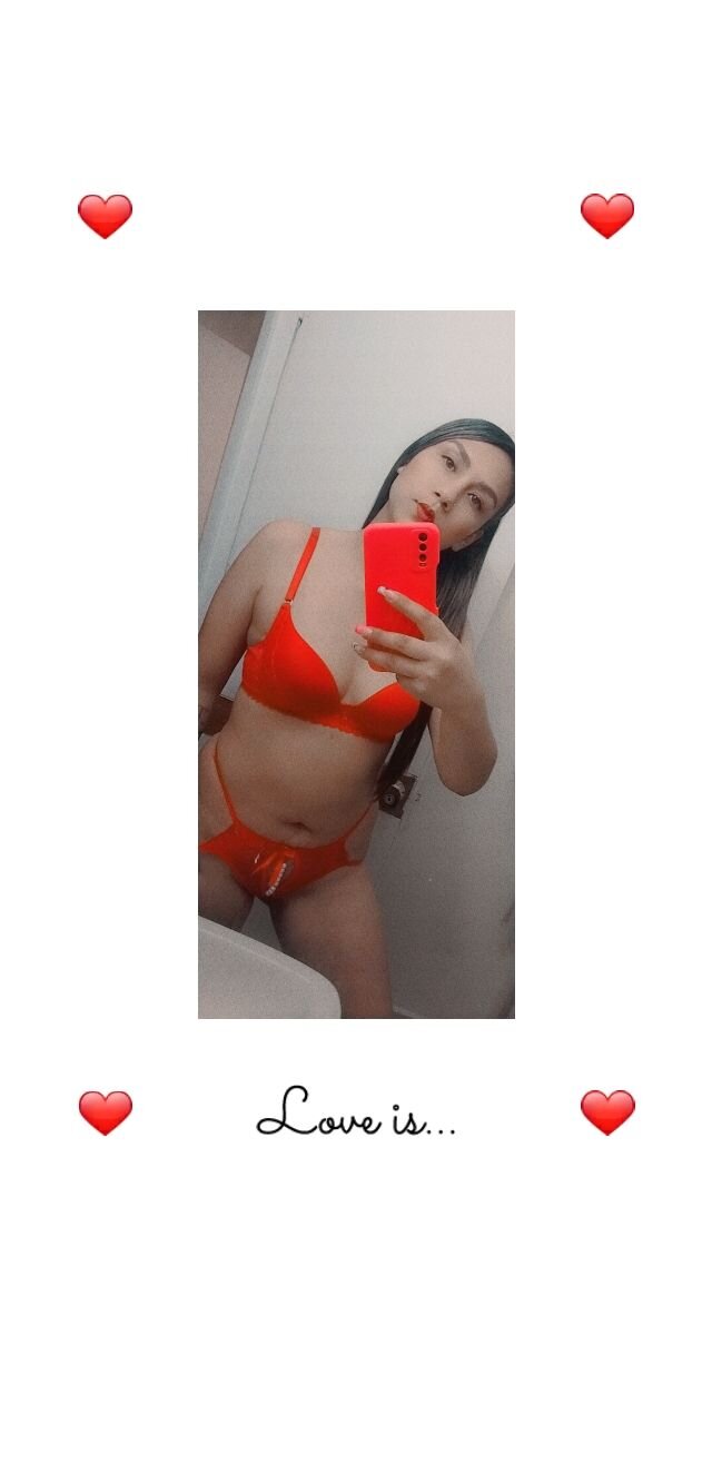 ZoeHornyDirty