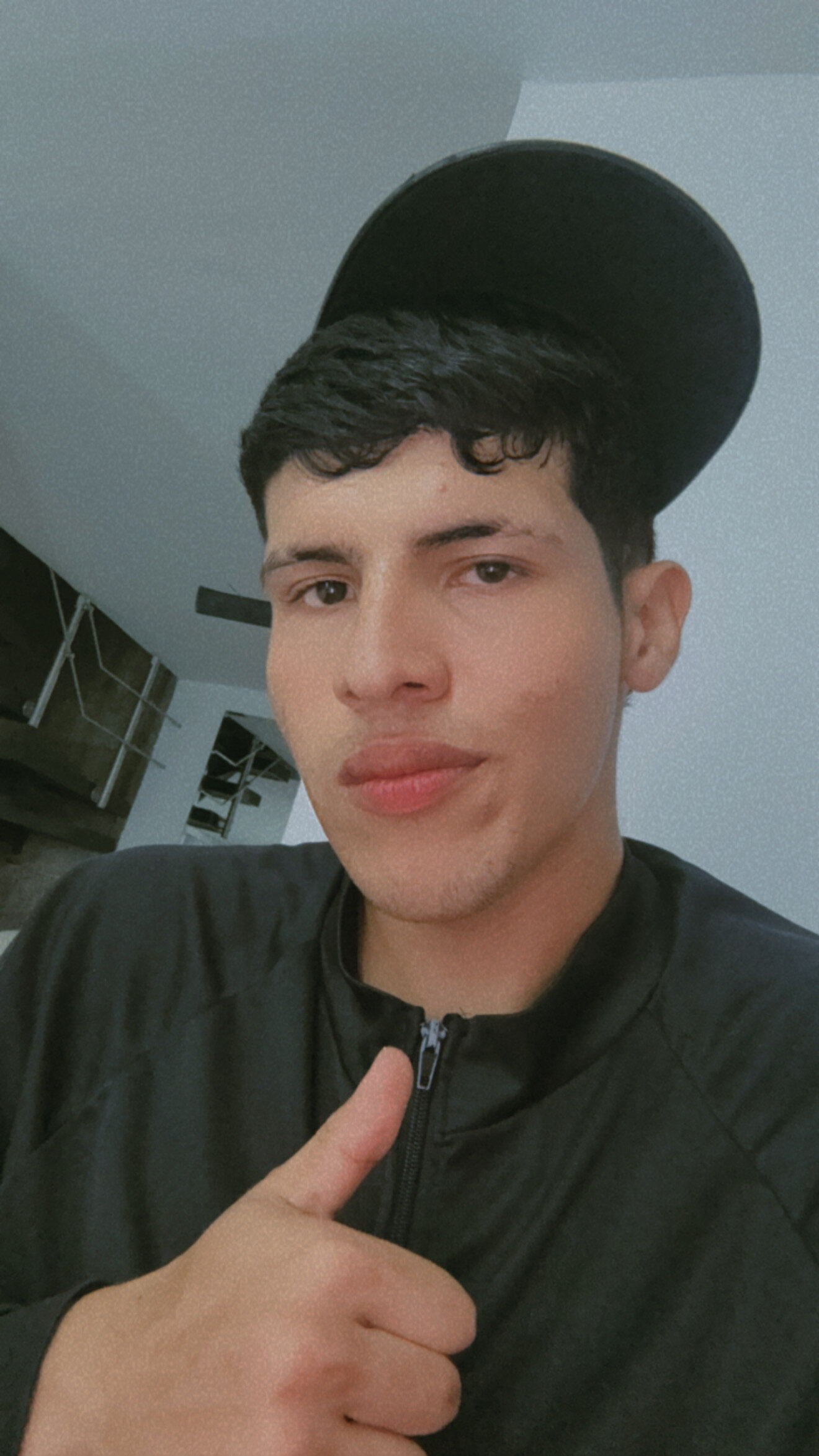 Steven_red_
