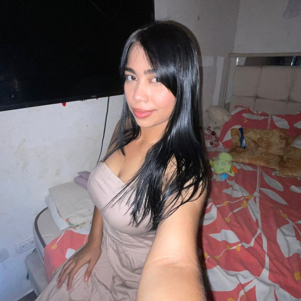 Offline XXX chat modela Pamela_Adloon