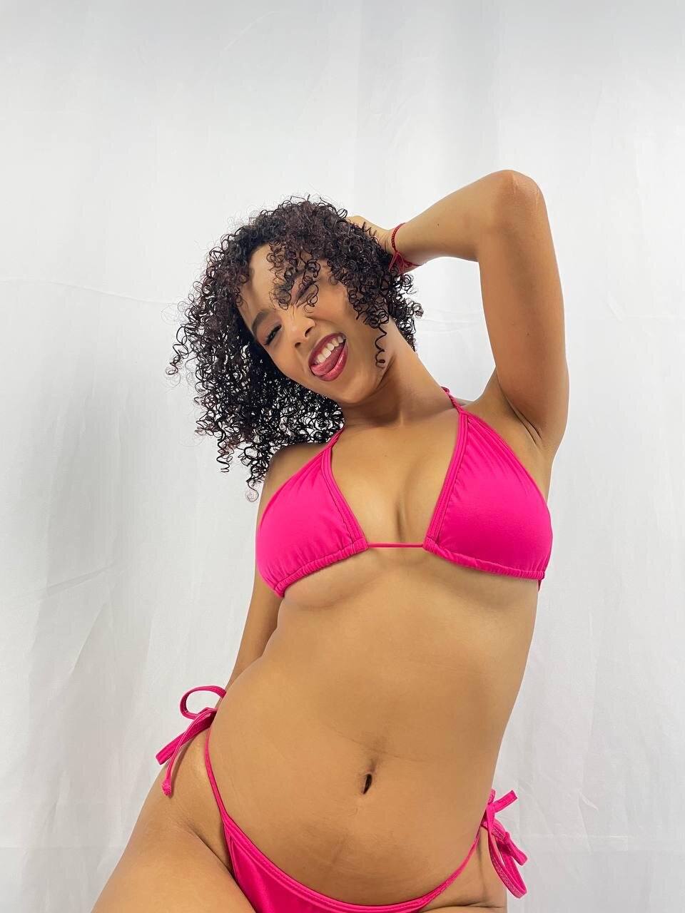 Alice_surprise_teen