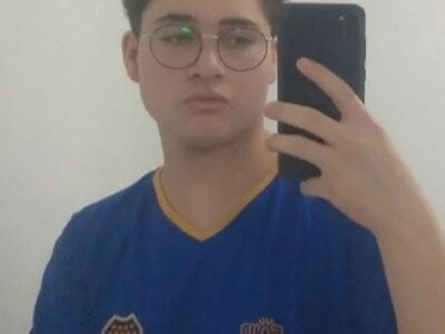 Antonylove26