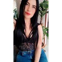 SHARONCUTE_F1's Offline Chat Room
