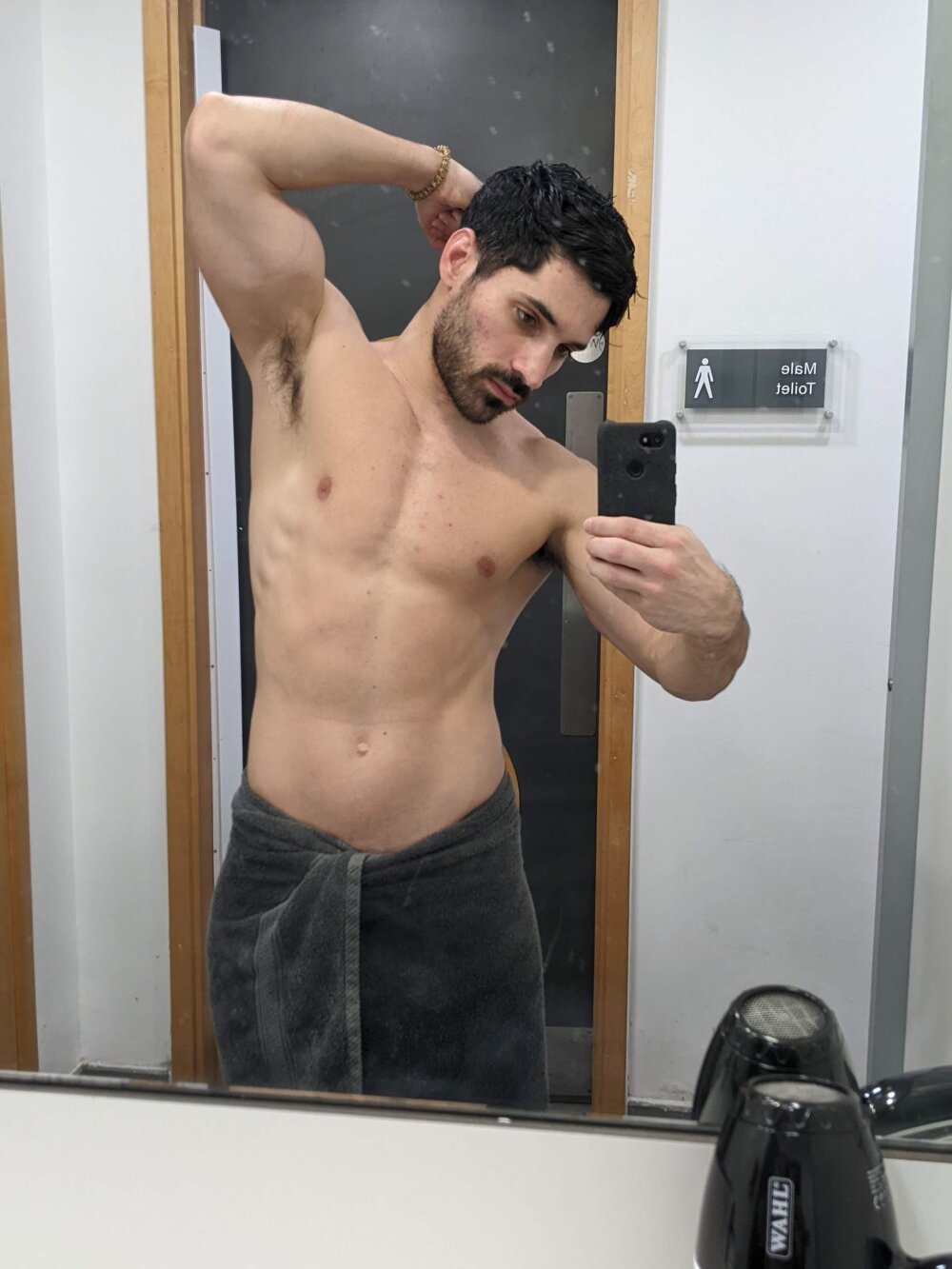 poustopsaro from stripchat