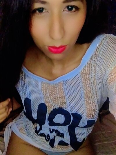 hotyesseoficial 🗼 adult cam chat