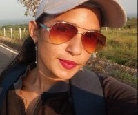 elupitabarbara18's webcam live show