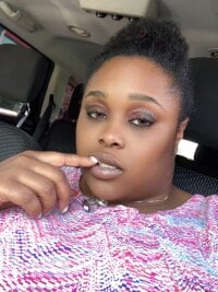 queenNai's Offline Chat Room