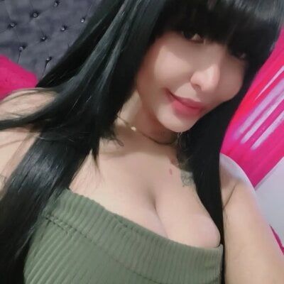Gabilicious25 on StripChat