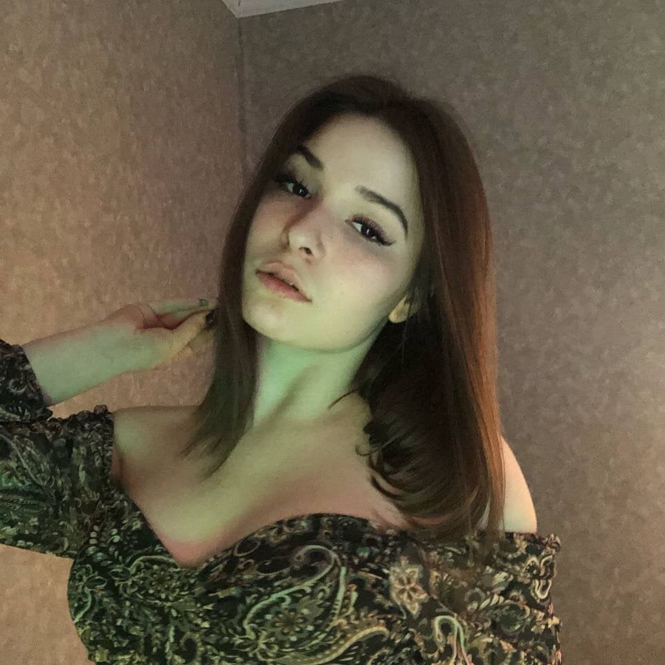AngelaXoo's chat room