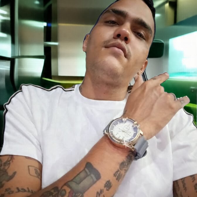 eduardoxxx12 from stripchat